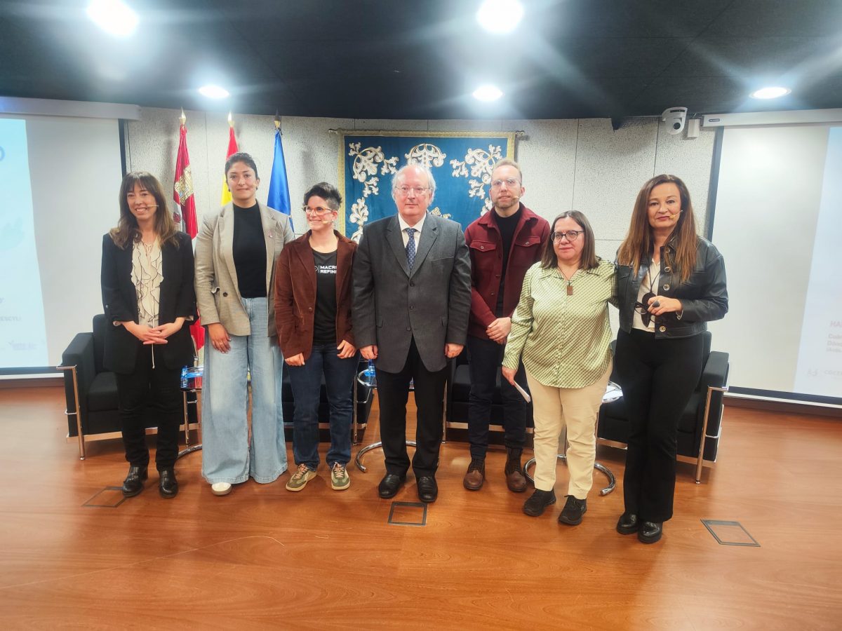 Cocemfe CyL aborda la realidad laboral de la mujer con discapacidad