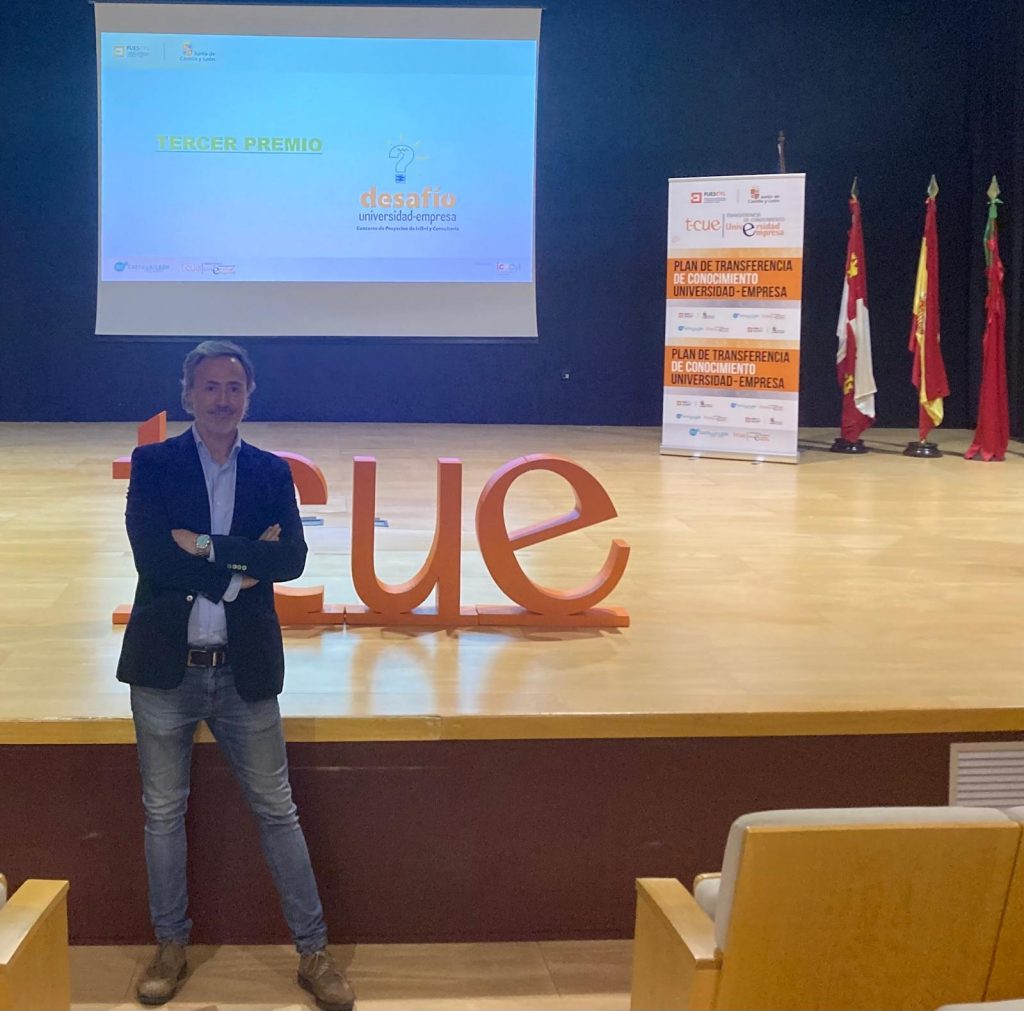 Nuestro compañero José Luis Peñas, antes de la gala de reconocimientos TCUE.